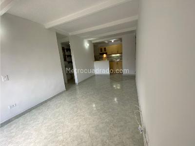 Apartamento en venta en Los Colores, Medellín · foto 2 de 20