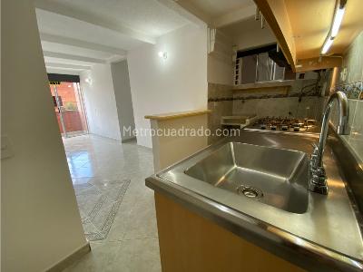 Apartamento en venta en Los Colores, Medellín · foto 6 de 20