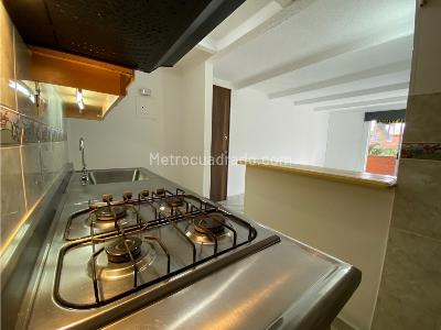 Apartamento en venta en Los Colores, Medellín · foto 8 de 20