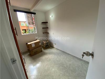 Apartamento en venta en Los Colores, Medellín · foto 13 de 20