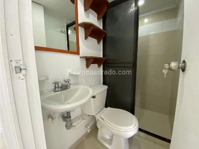 Apartamento en venta en Los Colores, Medellín · foto 19 de 20