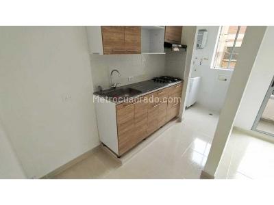 Apartamento de 2 alcobas en venta en Plaza Fabricato, Bello, 54 m² · foto 2 de 12