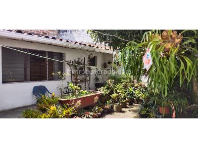Casa de 4 alcobas en venta en Simon Bolivar, Medellín, 225 m² · foto 3 de 20