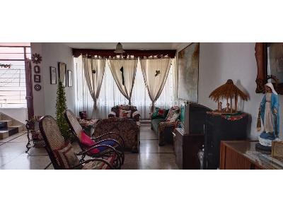 Casa de 4 alcobas en venta en Simon Bolivar, Medellín, 225 m² · foto 15 de 20