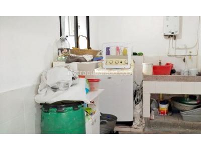 Apartamento de 3 alcobas en venta en Poblado Loma Del Garabato, Medellín, 85 m² · foto 15 de 18