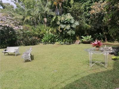 Casa de 5 alcobas en venta en Loma El Atravesado, Envigado, 1837 m² · foto 5 de 20