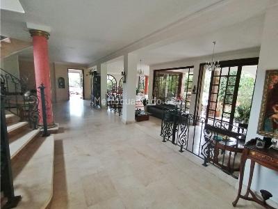Casa de 5 alcobas en venta en Loma El Atravesado, Envigado, 1837 m² · foto 13 de 20