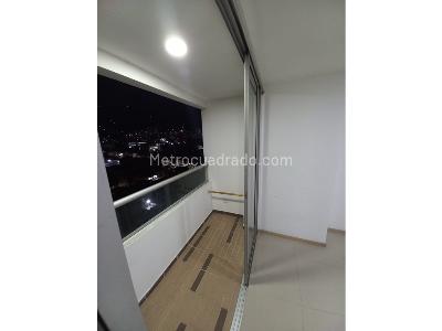 Apartamento de 2 alcobas en venta en Manchester, Bello, 51 m² · foto 3 de 17