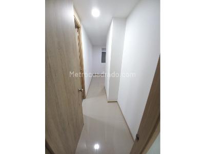 Apartamento de 2 alcobas en venta en Manchester, Bello, 51 m² · foto 10 de 17