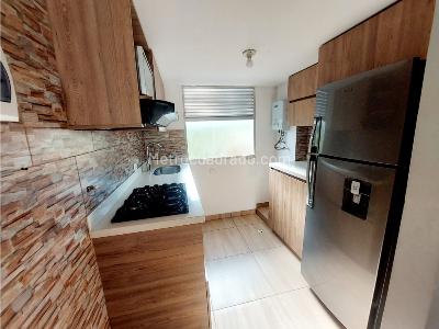 Apartamento de 3 alcobas en venta en San Gabriel, Bello, 85 m² · foto 6 de 20