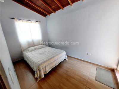 Apartamento de 3 alcobas en venta en San Gabriel, Bello, 85 m² · foto 7 de 20