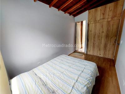 Apartamento de 3 alcobas en venta en San Gabriel, Bello, 85 m² · foto 12 de 20