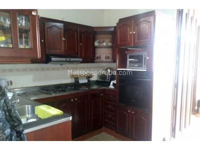 Casa de 5 alcobas en venta en La Floresta, Medellín, 286 m² · foto 5 de 15