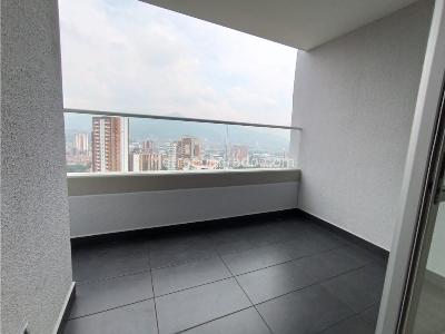Apartamento de 2 alcobas en venta en Las Lomitas, Sabaneta, 86 m² · foto 2 de 14