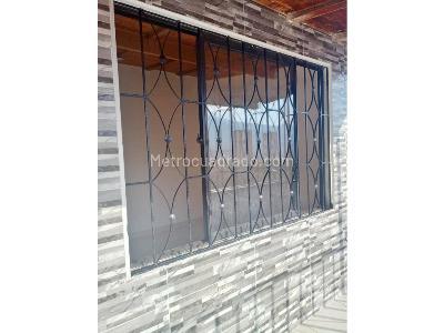 Apartamento de 3 alcobas en venta en Quitasol, Bello, 71 m² · foto 6 de 11