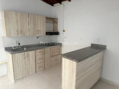 Apartamento de 3 alcobas en venta en Santa Ana, Bello, 100 m² · foto 5 de 12