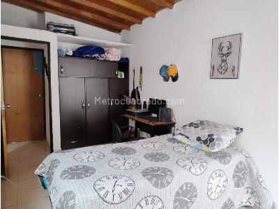 Apartamento de 3 alcobas en venta en Santa Ana, Bello, 100 m² · foto 10 de 12