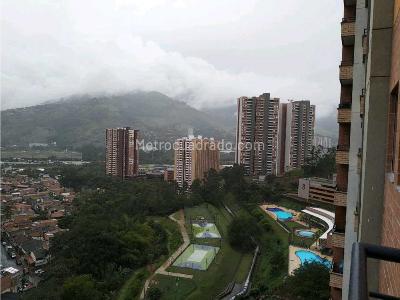 Apartamento de 4 alcobas en venta en Norte America, Bello, 145 m² · foto 17 de 18