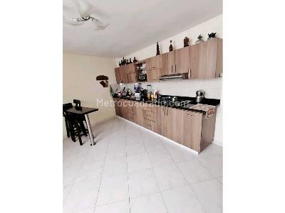 Casa de 4 alcobas en venta en La America, Medellín, 145 m² · foto 7 de 19