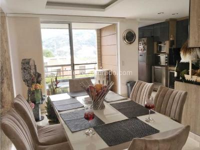 Casa de 3 alcobas en venta en Alcala, Bello, 140 m² · foto 2 de 20