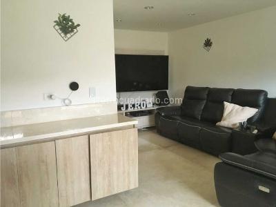 Casa de 3 alcobas en venta en Alcala, Bello, 140 m² · foto 6 de 20