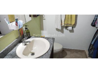 Apartamento en venta en La Milagrosa, Medellín · foto 17 de 19