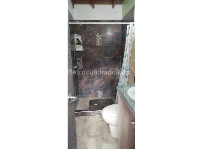Apartamento en venta en La Milagrosa, Medellín · foto 18 de 19
