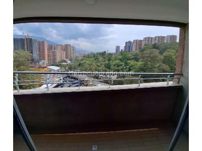 Apartamento de 2 alcobas en venta en Plaza Fabricato, Bello, 57 m² · foto 13 de 17