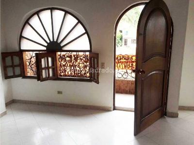 Apartamento en venta en Prado Centro, Medellín · foto 2 de 20