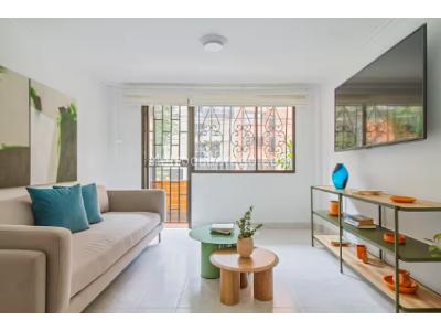 Apartamento de 4 alcobas en venta en Laureles, Medellín, 151 m² · foto 2 de 20