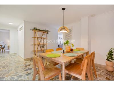 Apartamento de 4 alcobas en venta en Laureles, Medellín, 151 m² · foto 4 de 20