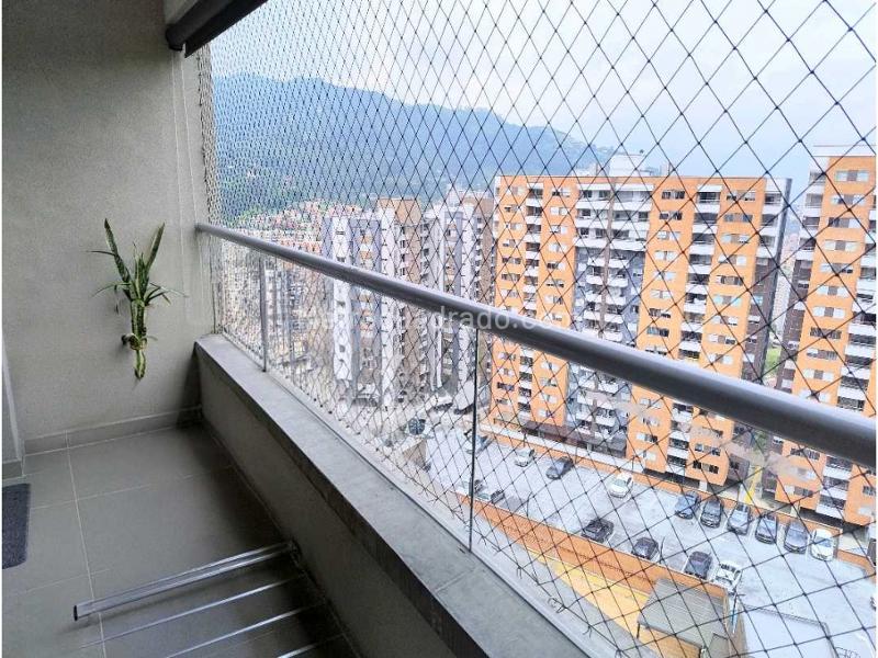 Piso – Envigado, Valle de Aburrá - Más