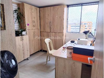 Apartamento de 3 alcobas en venta en El Chingui, Envigado, 66 m² · foto 16 de 20