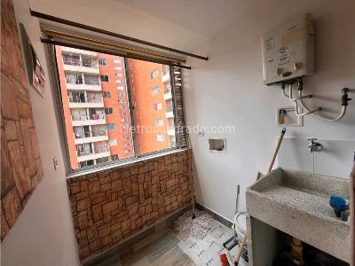 Apartamento de 2 alcobas en venta en Niquia, Bello, 56 m² · foto 4 de 20
