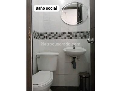 Apartamento de 2 alcobas en venta en Niquia, Bello, 56 m² · foto 12 de 20