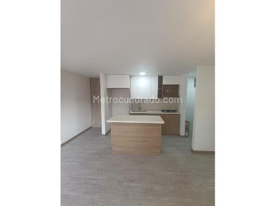 Apartamento de 3 alcobas en venta en Plaza Fabricato, Bello, 71 m² · foto 2 de 17
