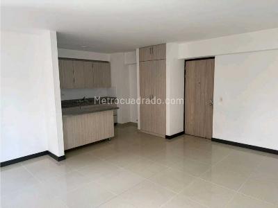 Apartamento de 3 alcobas en venta en Puerta Del Norte, Bello, 92 m² · foto 2 de 20