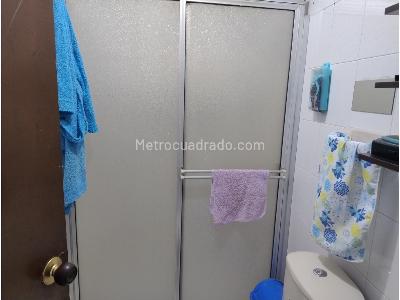 Casa de 4 alcobas en venta en Robledo Aures, Medellín, 141 m² · foto 8 de 20