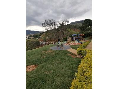 Casa de 3 alcobas en venta en Terranova, Bello, 75 m² · foto 18 de 20