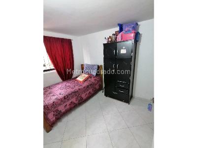 Casa de 5 alcobas en venta en Prado, Bello, 90 m² · foto 8 de 17