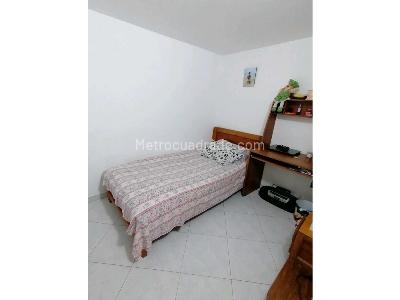 Casa de 5 alcobas en venta en Prado, Bello, 90 m² · foto 10 de 17