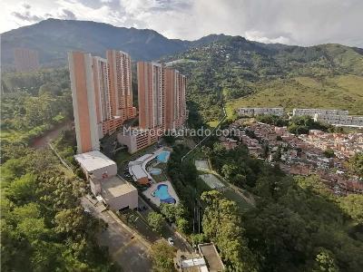 Apartaestudio en venta en Norte America, Bello, 40 m² · foto 10 de 12