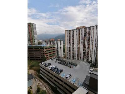 Apartamento de 2 alcobas en venta en Terranova, Bello, 40 m² · foto 9 de 20