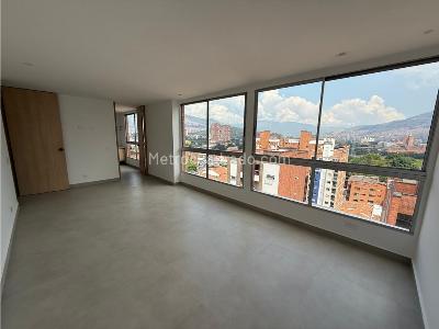 Apartamento de 3 alcobas en venta en Conquistadores, Medellín, 125 m² · foto 2 de 15