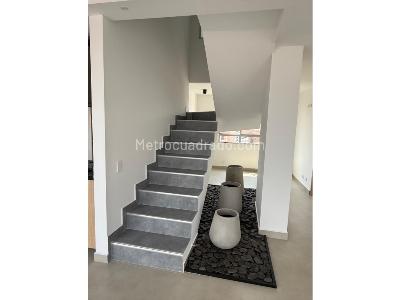 Apartamento de 3 alcobas en venta en Conquistadores, Medellín, 125 m² · foto 6 de 15