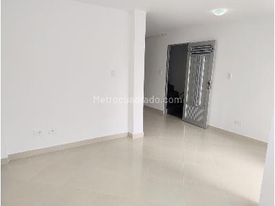 Apartamento de 3 alcobas en venta en Villas De Comfenalco, Bello, 66 m² · foto 5 de 18