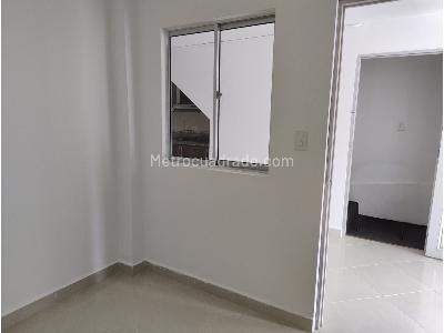 Apartamento de 3 alcobas en venta en Villas De Comfenalco, Bello, 66 m² · foto 8 de 18