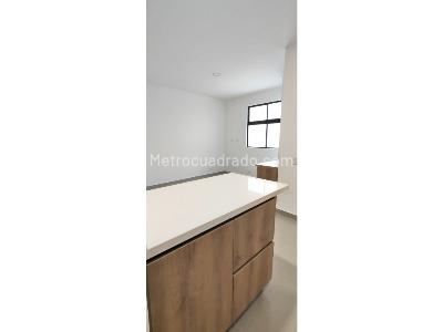 Apartaestudio en venta en Santa Teresita, Medellín, 31 m² · foto 3 de 9