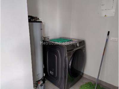 Apartamento de 2 alcobas en venta en El Poblado, Medellín, 103 m² · foto 18 de 18