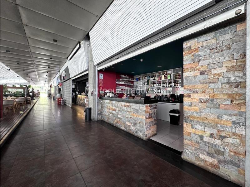 Local Comercial en Venta, Poblado, Medellín - Vista 2